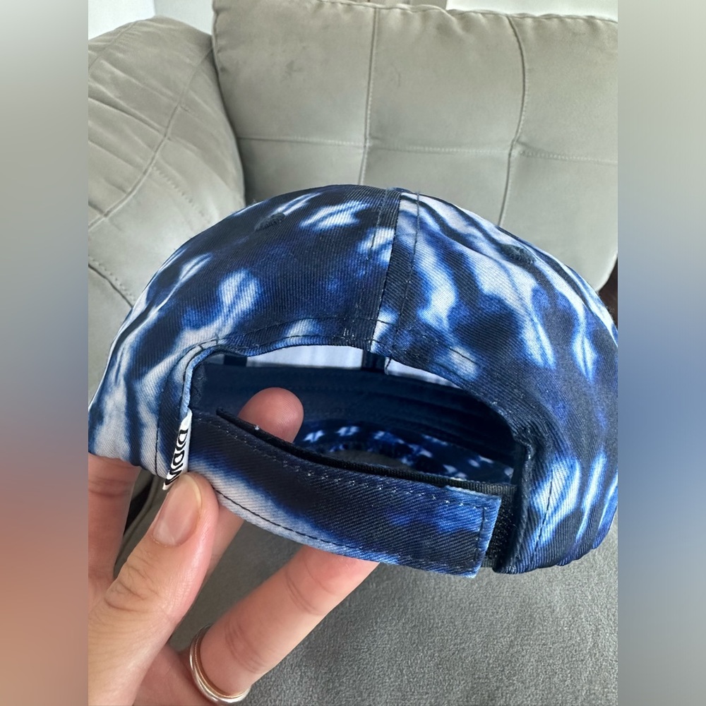 Molo Sebastian Smiley Hat Tie Dye Vertical baseball Hat Size S-M New! - Picture 4 of 14